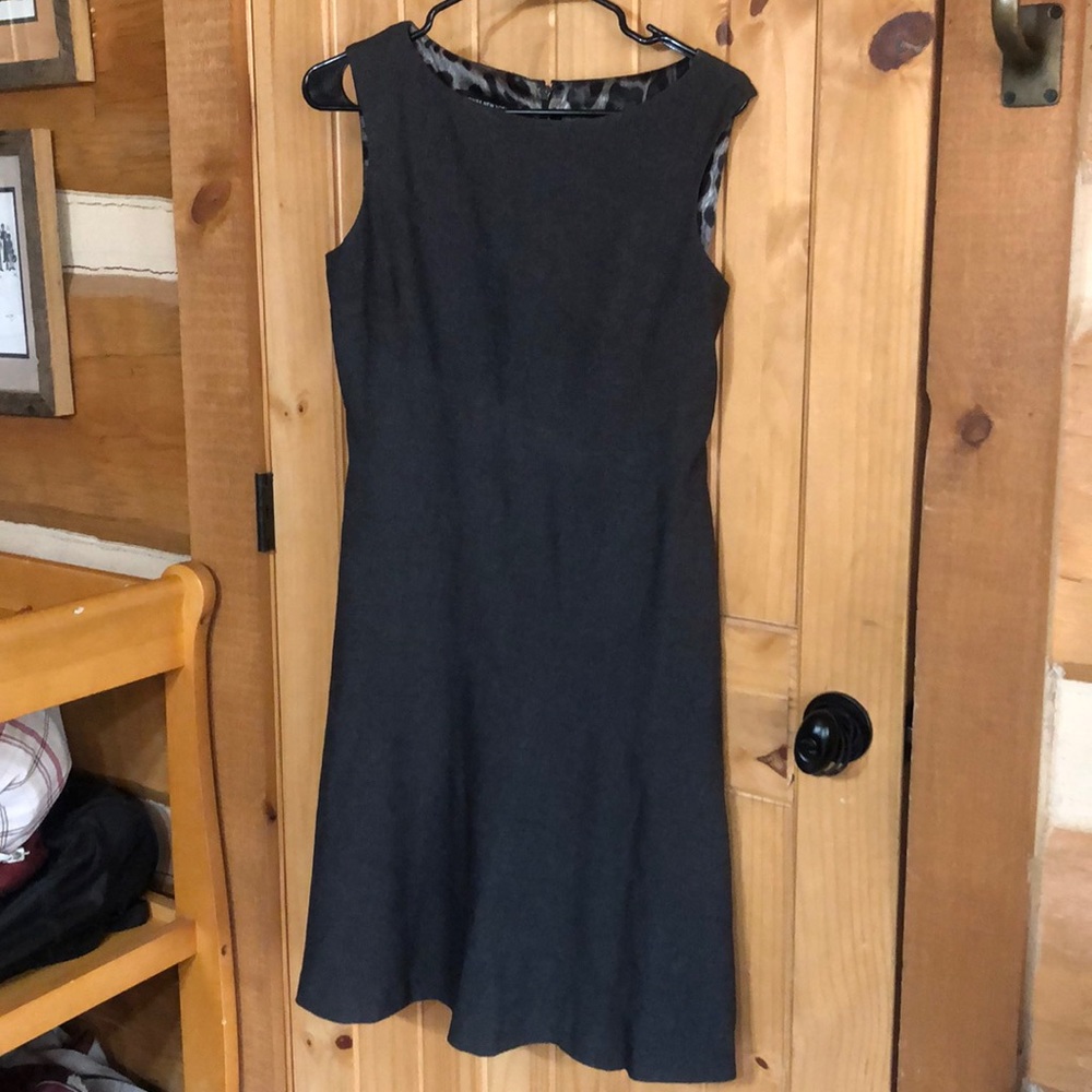 Jones New York-Sleeveless Grey Business Dress Sz 8